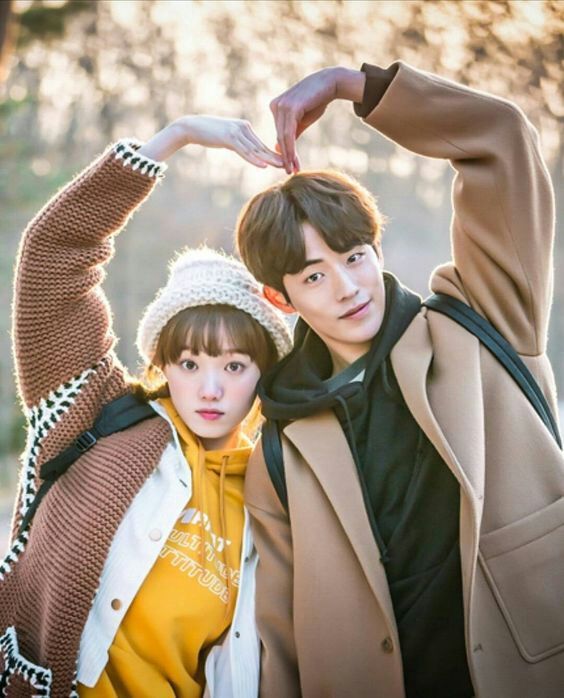 Reseña de el hada del levantamiento de pesas, kim Book joo 💪 •KDRAMA• Amino