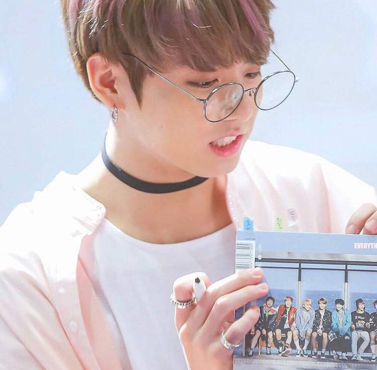 Jungkook In Glasses Armys Amino 3142