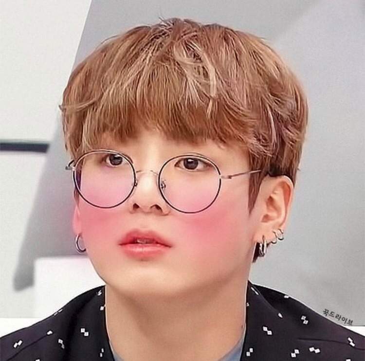 Jungkook In Glasses Armys Amino 6833