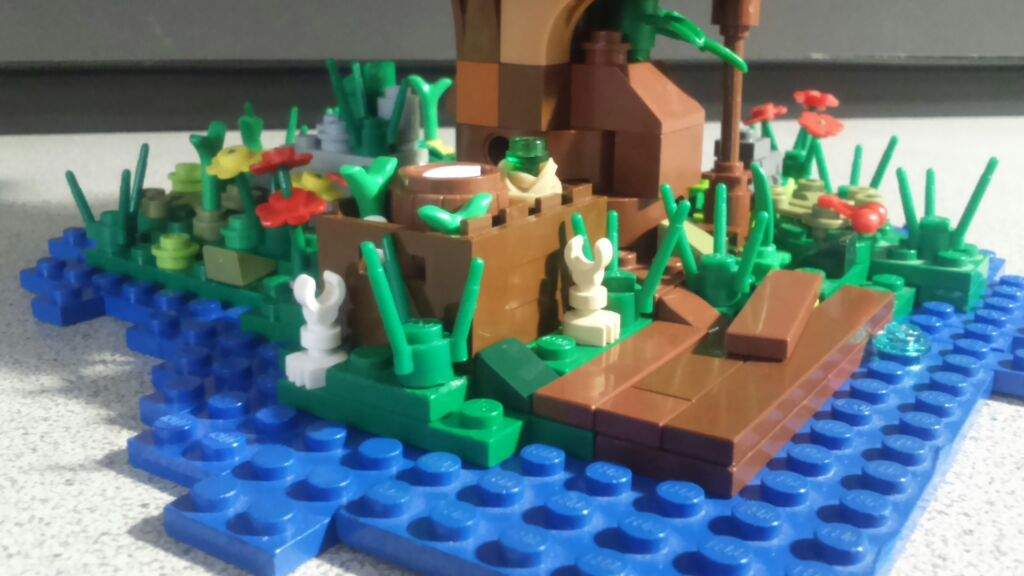 Lego MOC, Island survival! | LEGO Amino