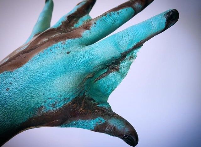 Hand sea monster фото