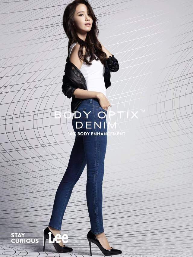 Yoona Lee Jeans Promotion Posters From Hong Kong And Taiwan Girls Generation 소녀 시대 Amino