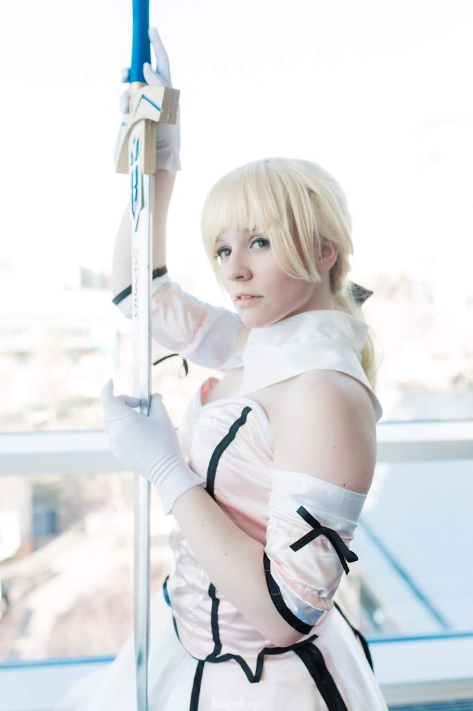 Saber Lily Cosplay | Wiki | Cosplay Amino