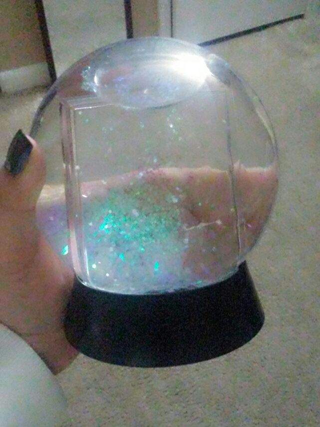 Snow Globe Photo Frame Diy Kpop K Pop Amino 1 A Glob Duuh I Bought Mine Year Ago At It Was 5 But Be Careful You Need To Globe For Photos Look Like This