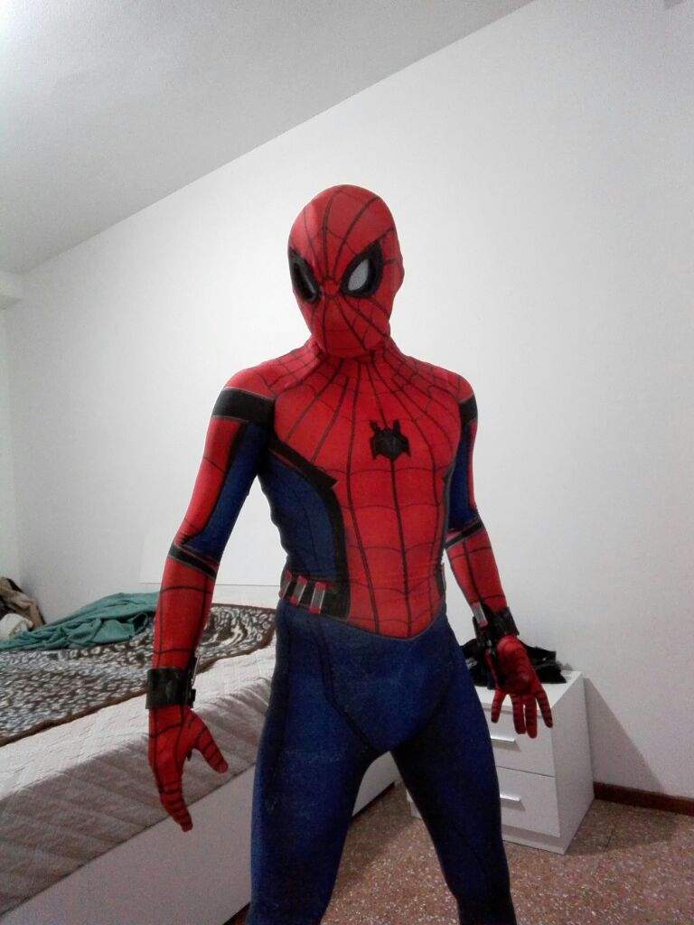 My homecoming spiderman costume completed | Cosplay Amino