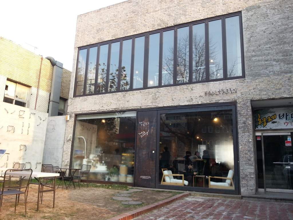 unique-coffee-shops-in-seoul-part-3-south-korea-amino