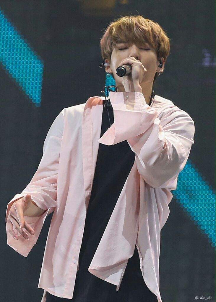 jungkook pink shirt