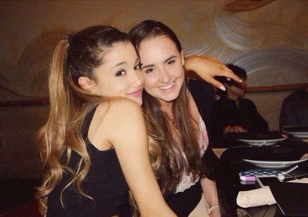 Ari Bff Alexa Luria Wiki Ariana Grande Amino