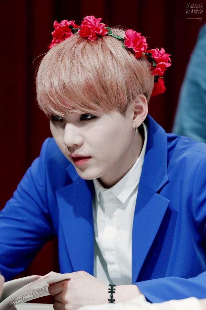 Suga flower crown 👑 | ARMY's Amino