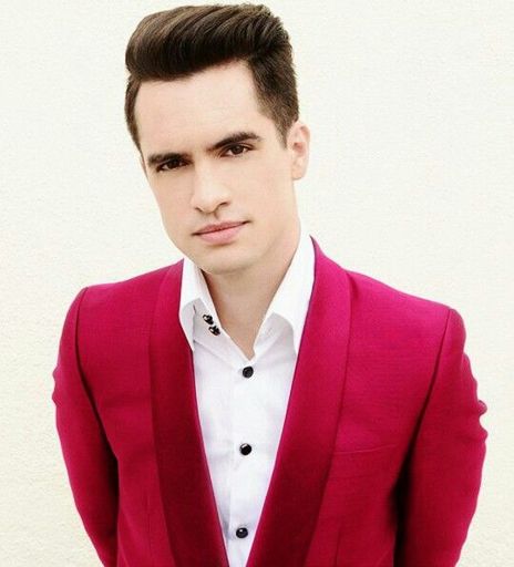 Brendon Urie | Wiki | Clique Amino