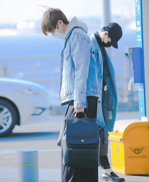 ♥Kim Taehyung/Airport Fashion♥ | Kim Taehyung Amino