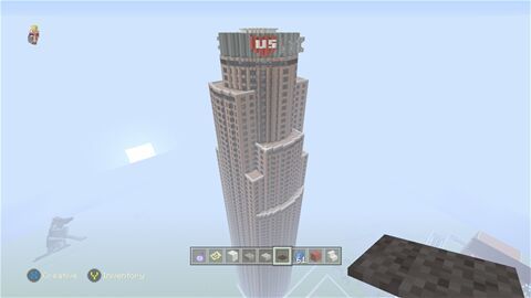 Iconic Builds Weekly: US Bank Tower | Minecraft Amino