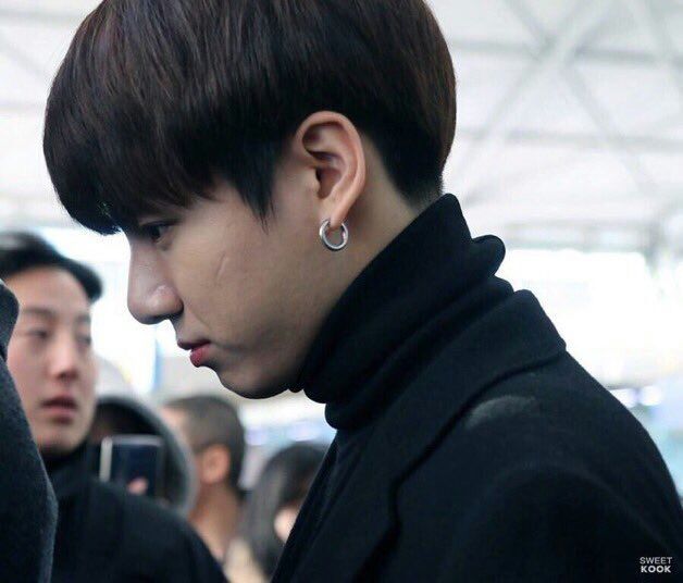 Jungkook's scar appreciation post | ARMY's Amino