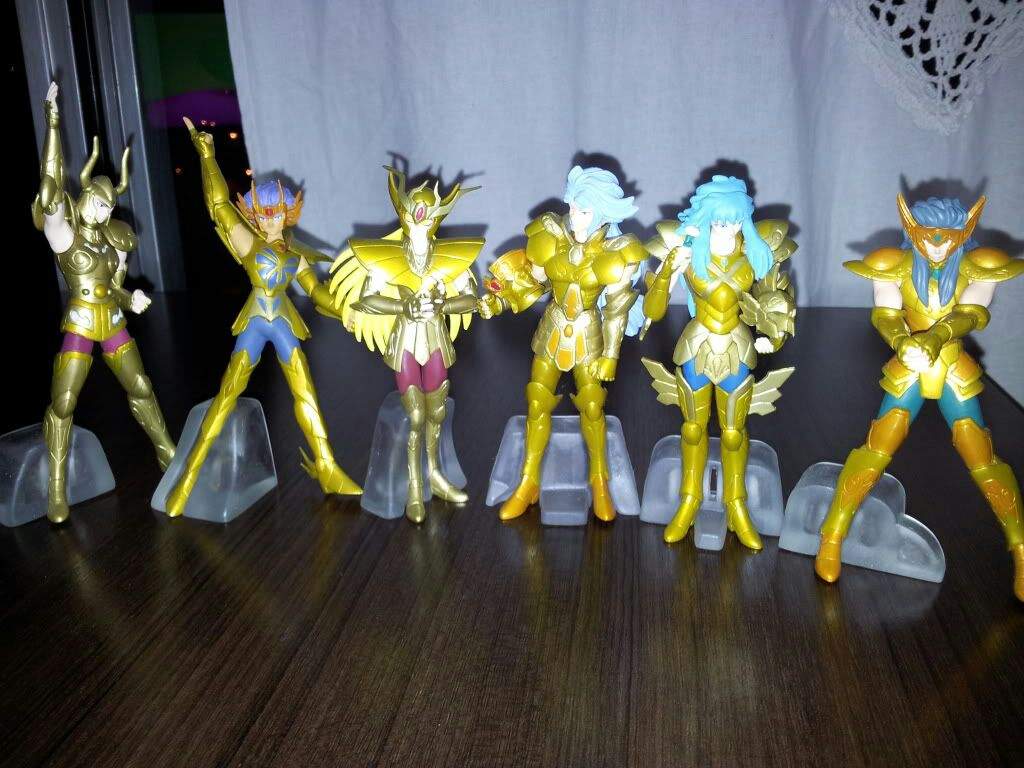 muñecos de saint seiya