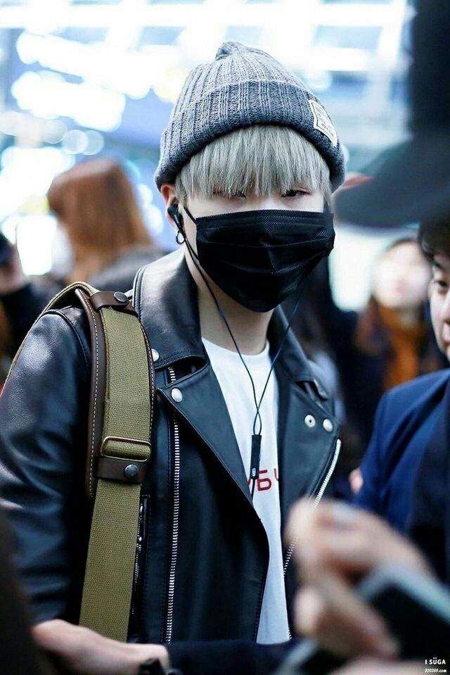 Suga : Airport Fashion Appreciation | ARMY's Amino