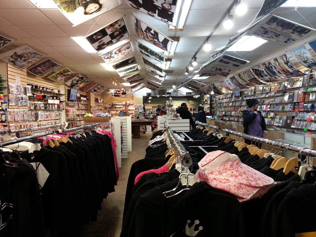 Kpop Store in Chicago, illinois ARMY's Amino