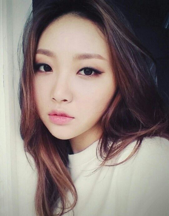 Punch Wiki •KPop• Amino