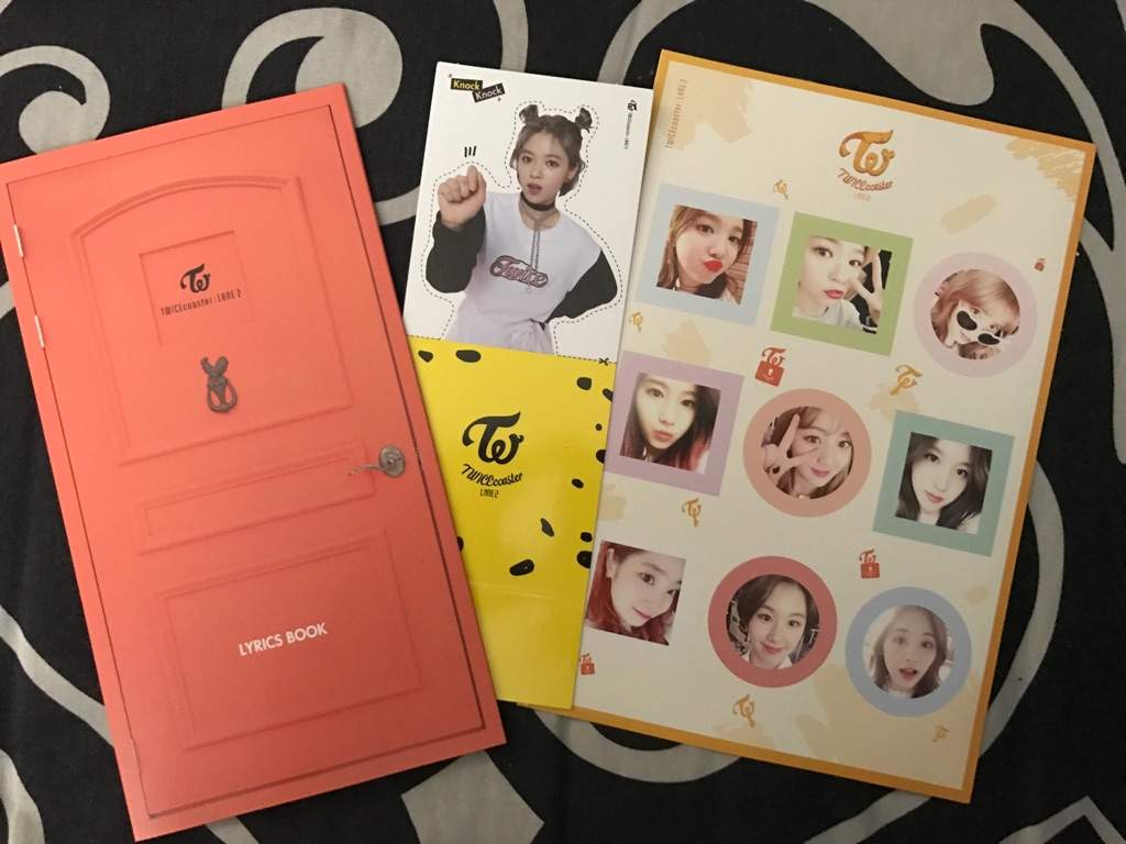 Unboxing Twice Knock Knock A Ver K Pop Amino