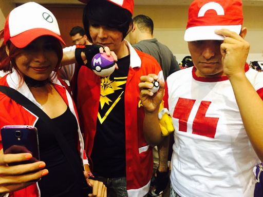 Pokemon Trainer Red (Alola) | Wiki | Cosplay Amino