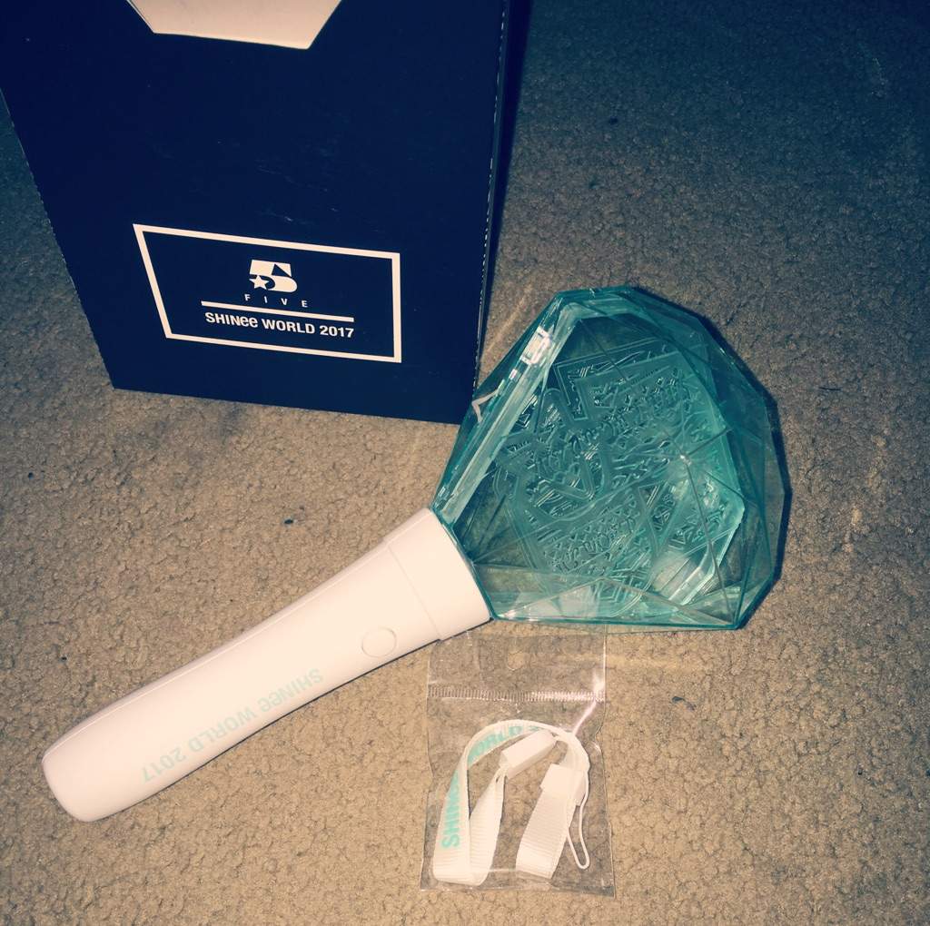 SHINee | ⒿⒶⓅⒶⓃ ⓁⒾⒼⒽⓉⓈⓉⒾⒸⓀ | unboxing! | K-Pop Amino for Light Stick Shinee
181pct SHINee | ⒿⒶⓅⒶⓃ ⓁⒾⒼⒽⓉⓈⓉⒾⒸⓀ | unboxing! | K-Pop Amino for Light Stick Shinee
181pct