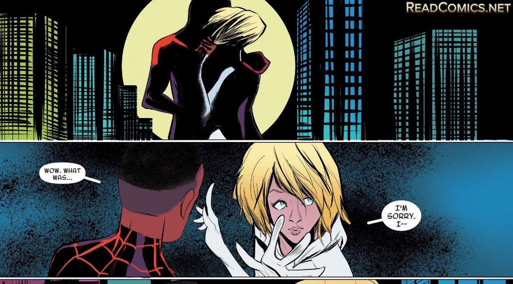 Spider Gwen Kisses Miles Morales 4389