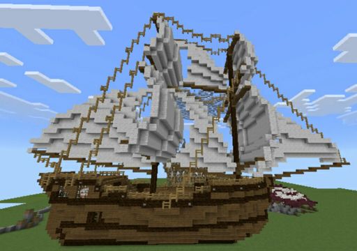 Just an old pirate ship :P | Minecraft Amino