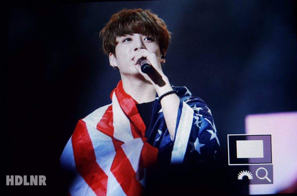 Jungkook w/ American Flag 🇺🇸 | Jungkook Fanbase🍪 Amino