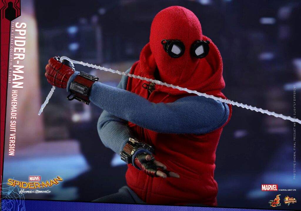 El traje casero de Spider-Man homecoming de Hot Toys esta aquí y la verdad  se ve genial | •Cómics• Amino