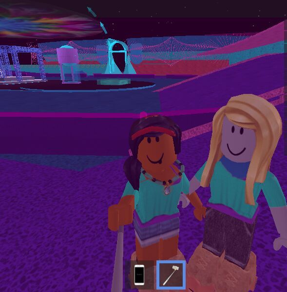 Millions Of Selfies With My Friend Roblox Amino - selfie with a friend roblox amino