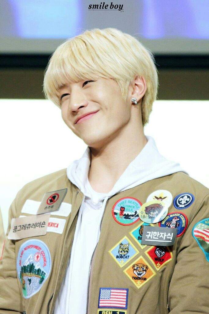 °Favorite kpop idol smiles° | K-Pop Amino