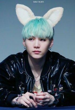 Suga with mint hair | ARMY's Amino