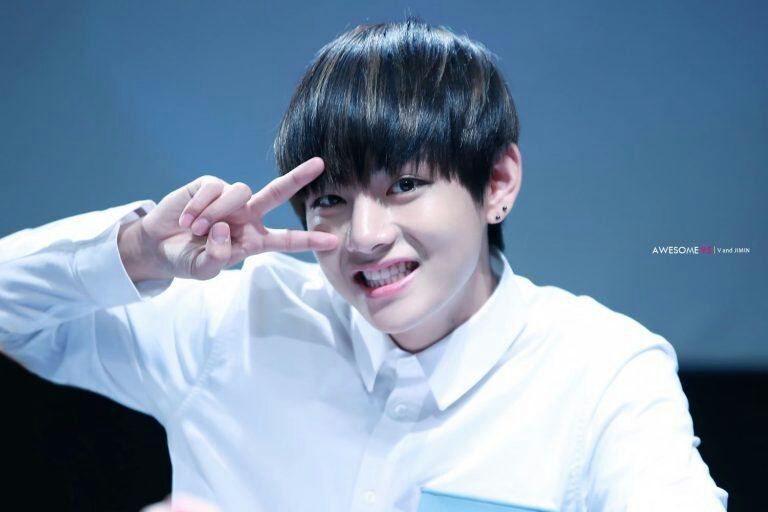 15+ Penting BTS V Smiling