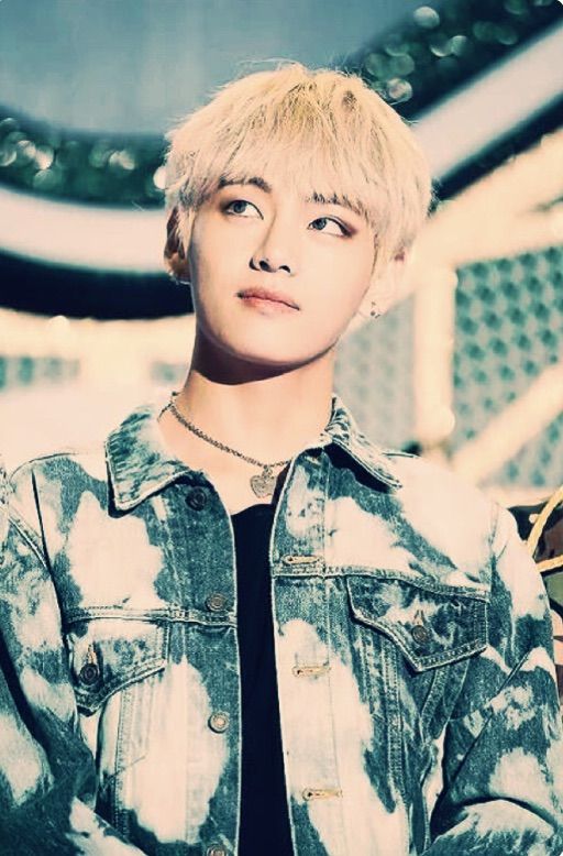 Taehyung wallpaper | Kim Taehyung Amino