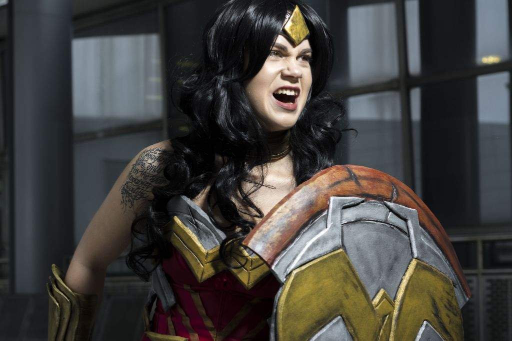 Injustice 2 Wonder Woman | Cosplay Amino