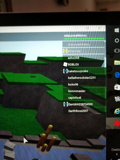 It S Sour Berry Roblox Amino - roblox code for senpai how to get free robux no hack on pc