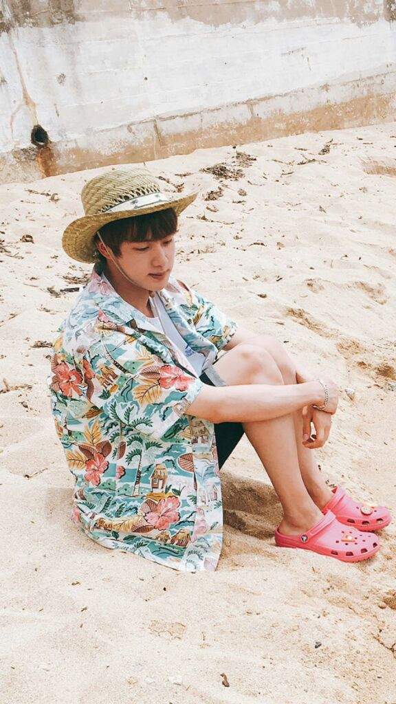 BTS in hawaii~ | ARMY's Amino