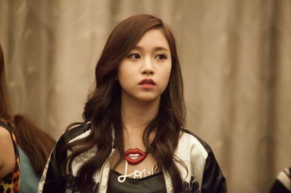 Mina TWICE di ajang