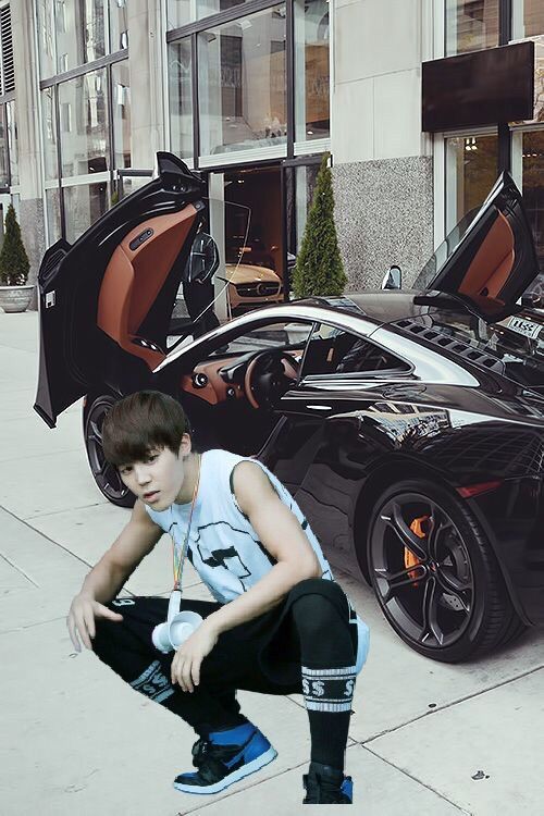 BTS V Car