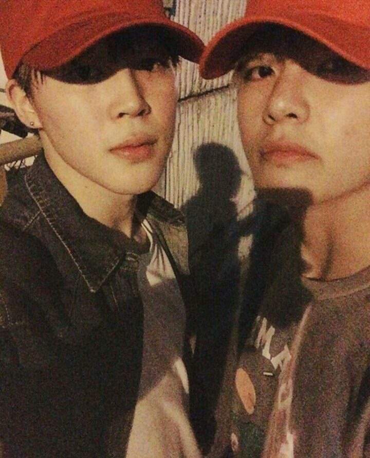 VMIN Selca 😍💘 | ARMY's Amino