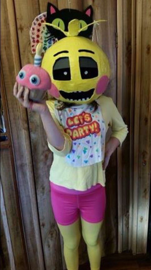 My Toy Chica Cosplay | Wiki | Five Nights At Freddy's Amino