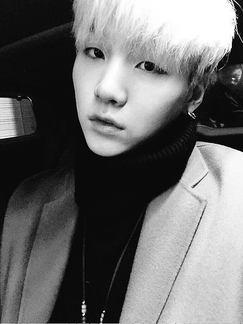 Min Yoongi, Black And White. | ARMY's Amino