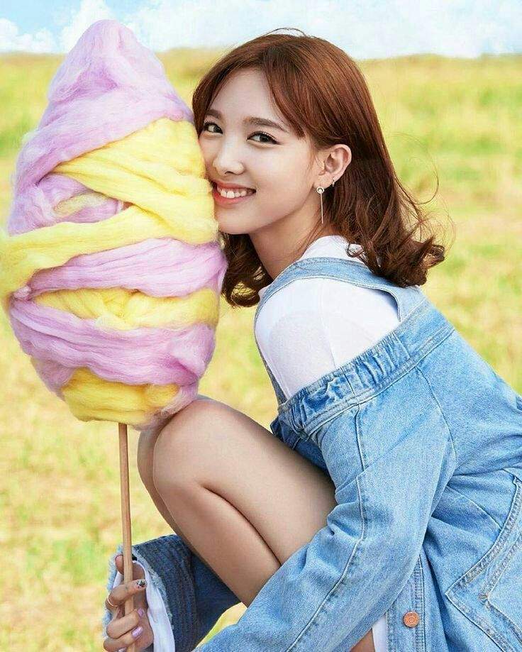 Appreciation Post: Im Nayeon | Kpop Point Amino