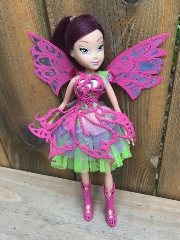 winx roxy doll