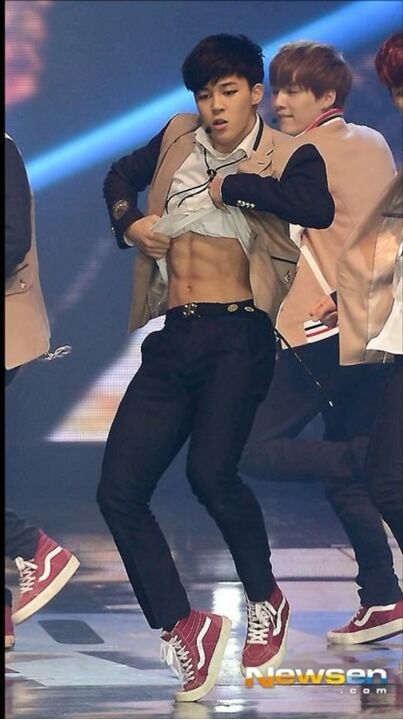 😏ABS JIMIN😏 | Park Jimin Amino Oficial Amino