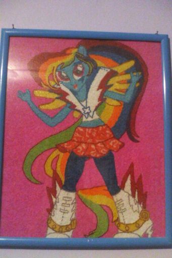 Dibujo de Rainbow Dash /Rainbow Rocks con chaquira | Equestria: Fan Club no  oficial Amino