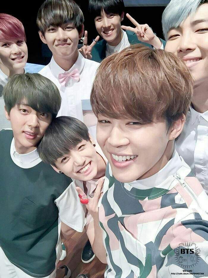 Bts Taking Selfie Together Army S Amino