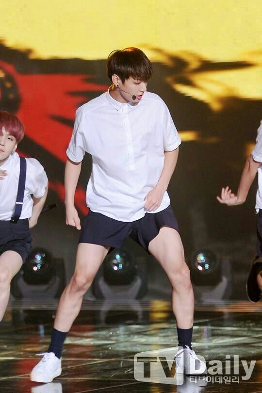 BTS Thigh Appreciation 👌 | ARMY's Amino