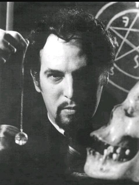 Anton LaVey | CreepypastaBR Amino