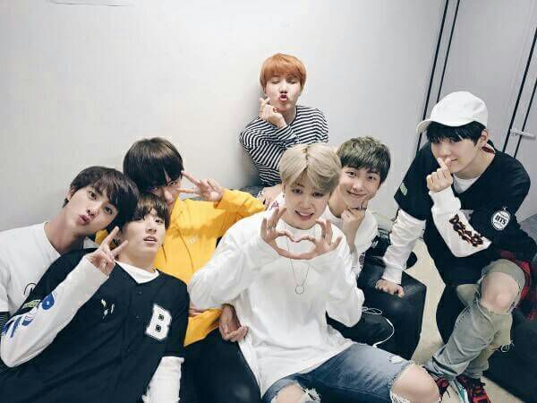 Bts Menang Top Social Artist Dan 4 Fakta Seru Lainnya Tentang Bts Di Billboard Music Awards 2017 Semua Halaman Cewekbanget