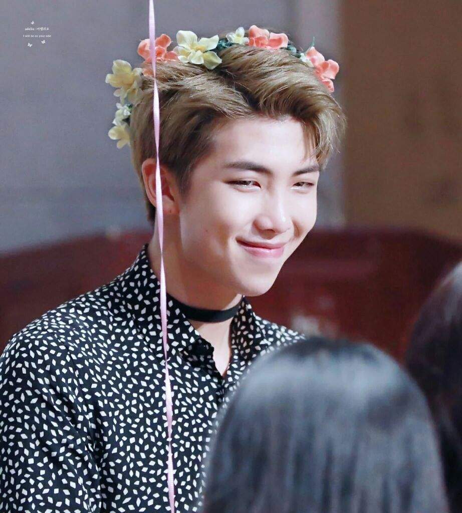 Bts with flowers crowns🌸 | ARMY's Amino